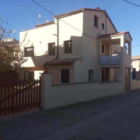 Apartament The Almond Tree Torre del Compte Zewnętrze zdjęcie
