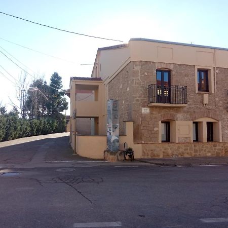 Apartament The Almond Tree Torre del Compte Zewnętrze zdjęcie