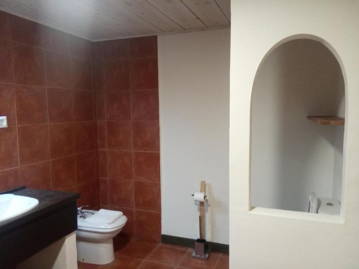 Apartament The Almond Tree Torre del Compte Zewnętrze zdjęcie