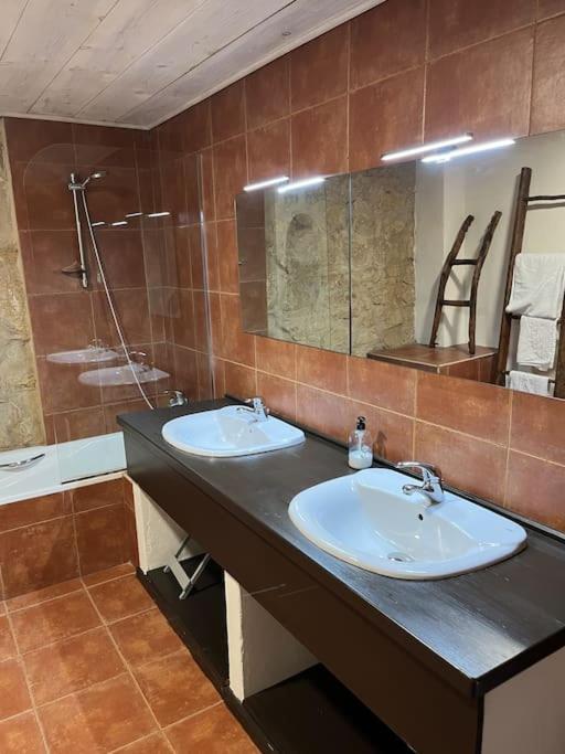 Apartament The Almond Tree Torre del Compte Zewnętrze zdjęcie
